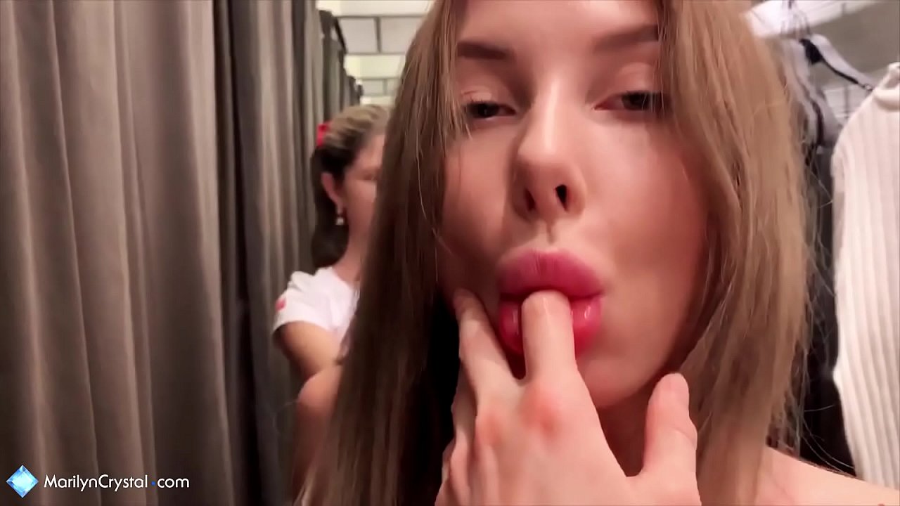 Lesbianak masturbatzen dira eta pussy denda miazkatzen dute - gin gerson crystal marilyn